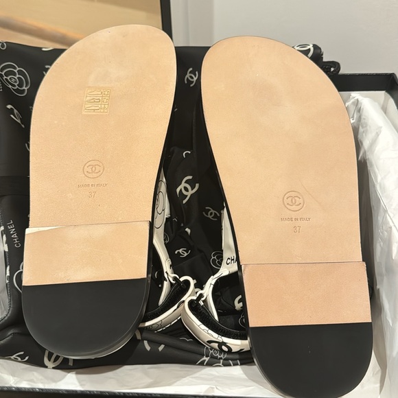 Shoes - Picture 3 of 3